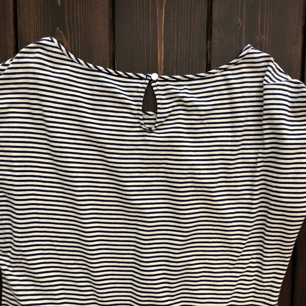 Vineyard Vines Flutter Sleeve Flounce Dress - Picture 6 of 8